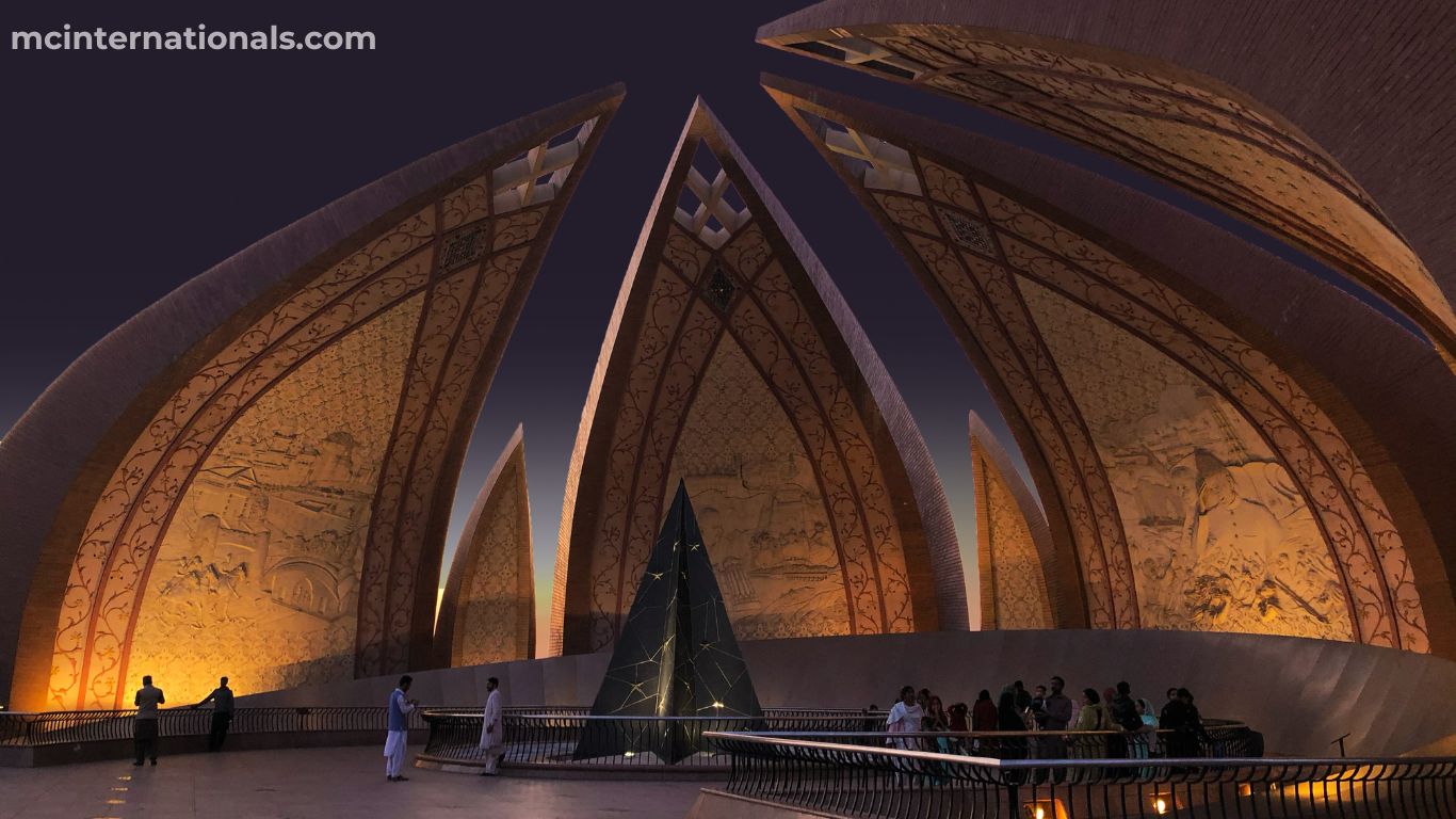 Discover Islamabad's amazing travel and tour services