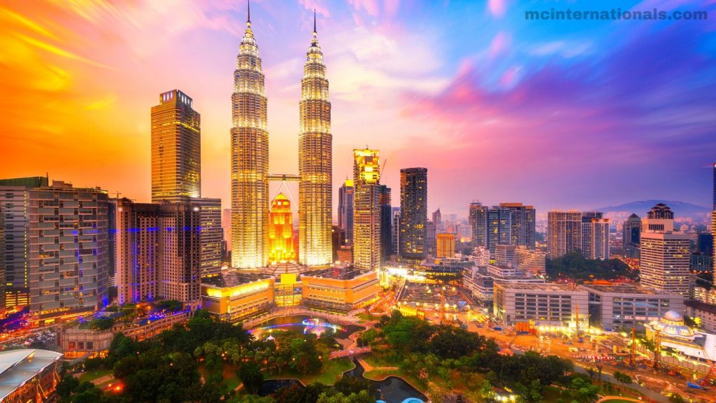 Malaysia Tour Packages Luxury Adventure & Relaxation